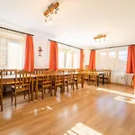 House Vedle Villa Desná