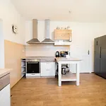 House Vedle Villa