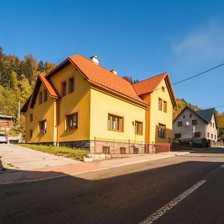House Vedle Villa