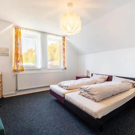 House Vedle Villa *